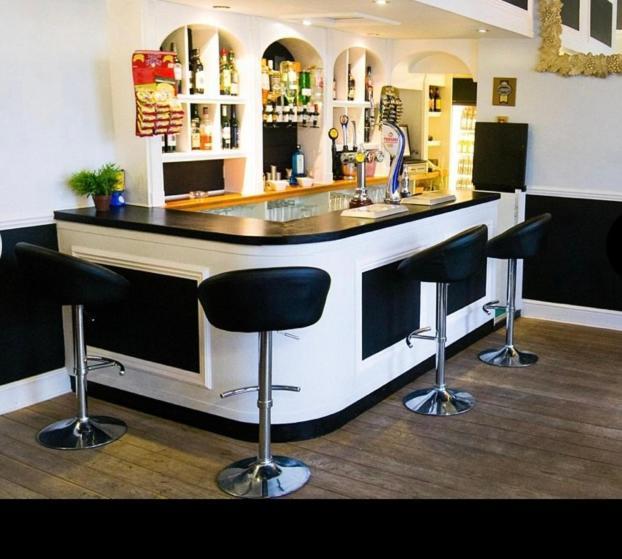 The York Hotel Wolverhampton Buitenkant foto
