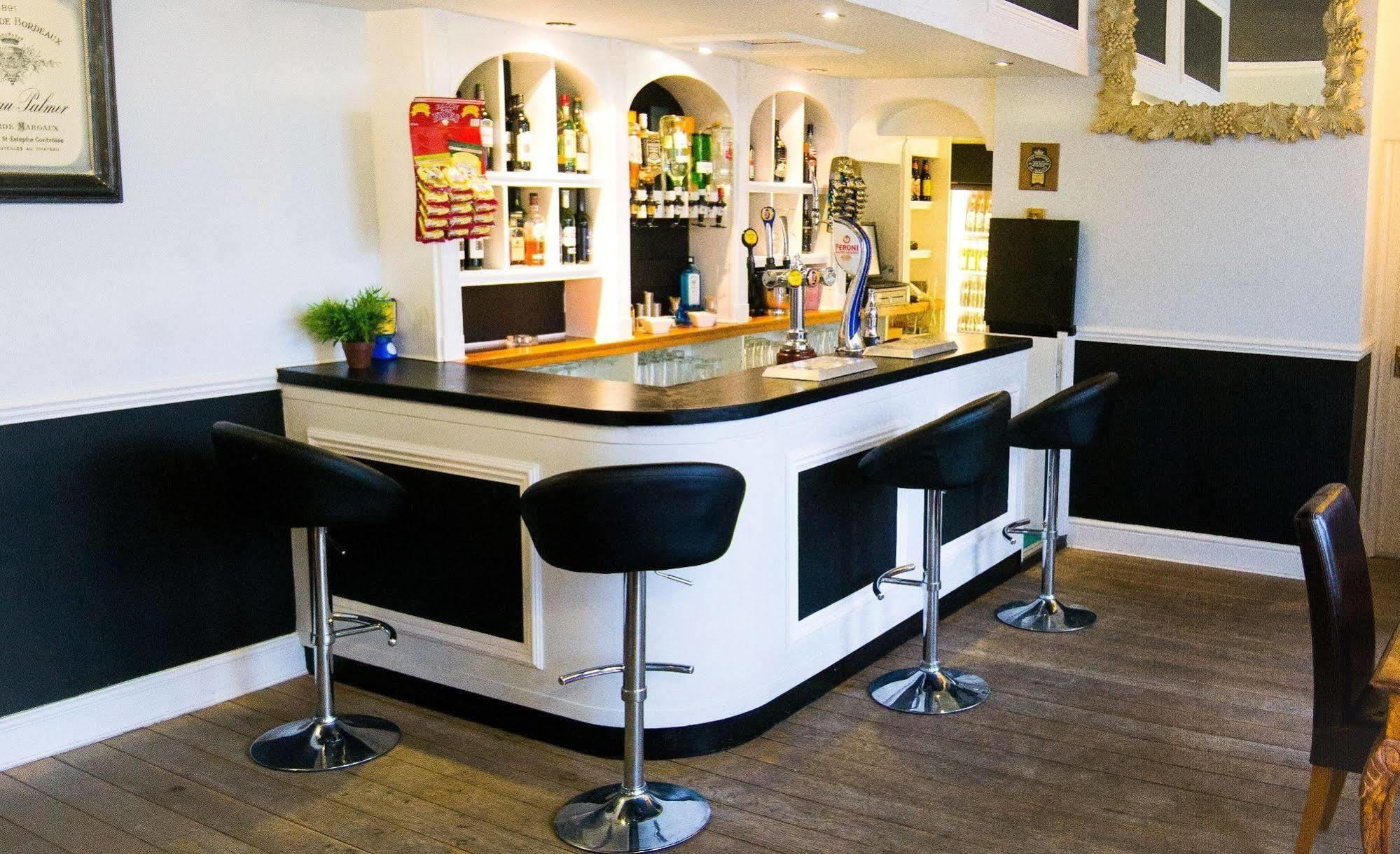 The York Hotel Wolverhampton Buitenkant foto