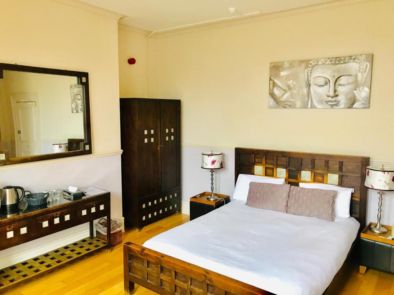 The York Hotel Wolverhampton Buitenkant foto